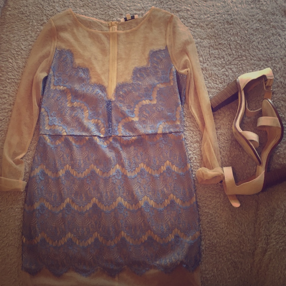 L-Glamorous Dress NWOT